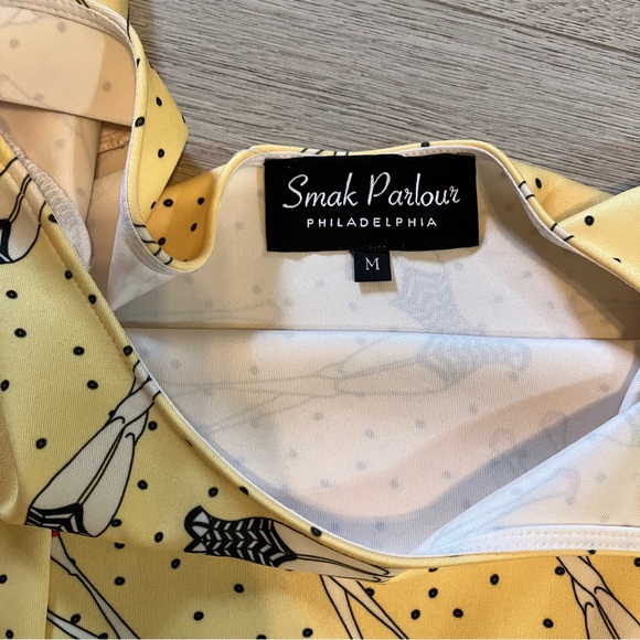 Small Parlour dress - Picture 4 of 4